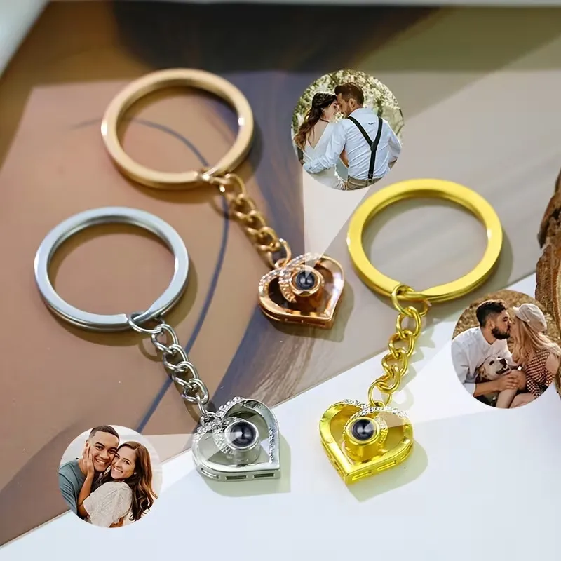 

Personalized Stainless Steel Heart Keychain with Custom Photo Projection, Fashionable Non-Braided Couple's Picture Keyring