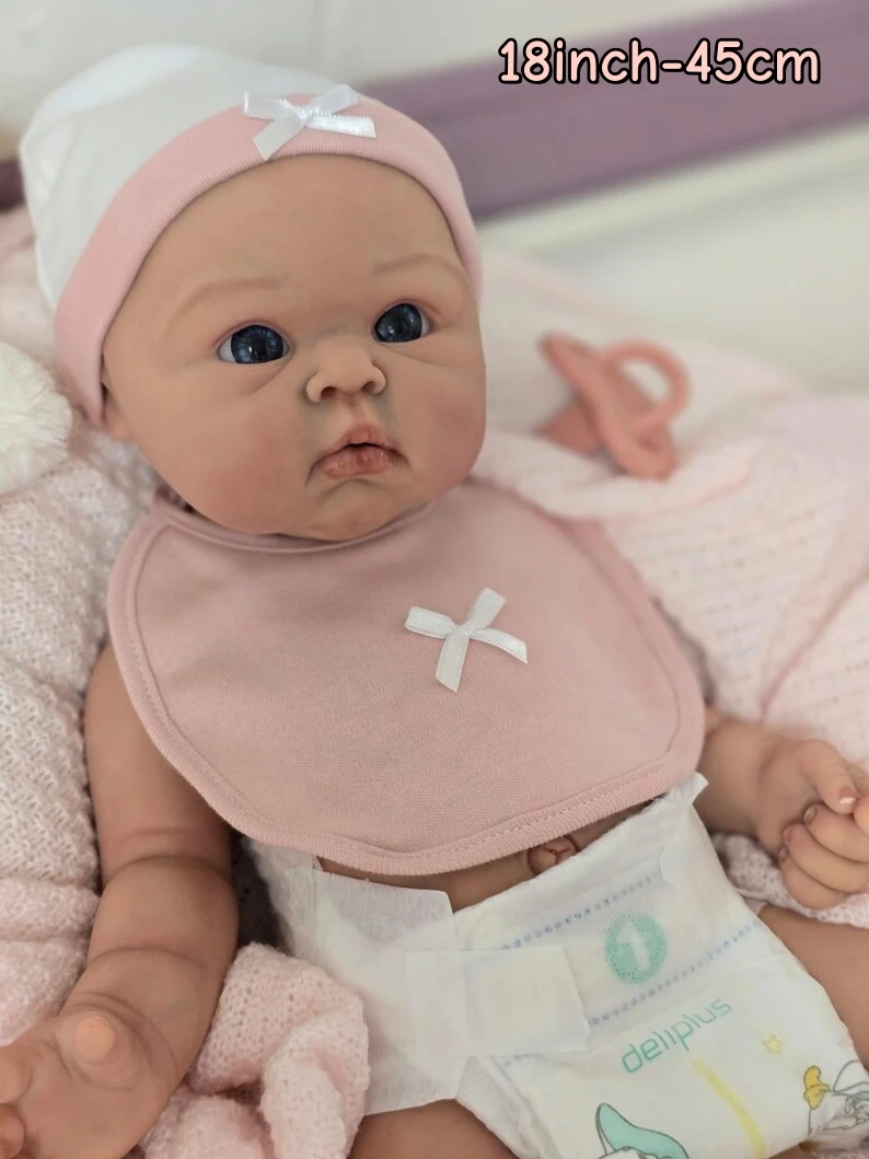 Lifelike Open Eyes Reborn Baby Doll, Made of Soft Silicone,18 Inch, lovely, with Random clothes, as a Birthday Gift for Children