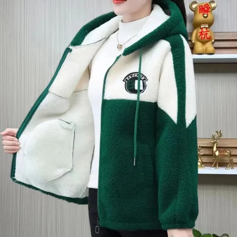 High-Quality Granular Velvet Jacket Female Mother Winter New Cotton-Padded Coat Thicken Outwear Hooded Warm Overcoat Ladies Tops