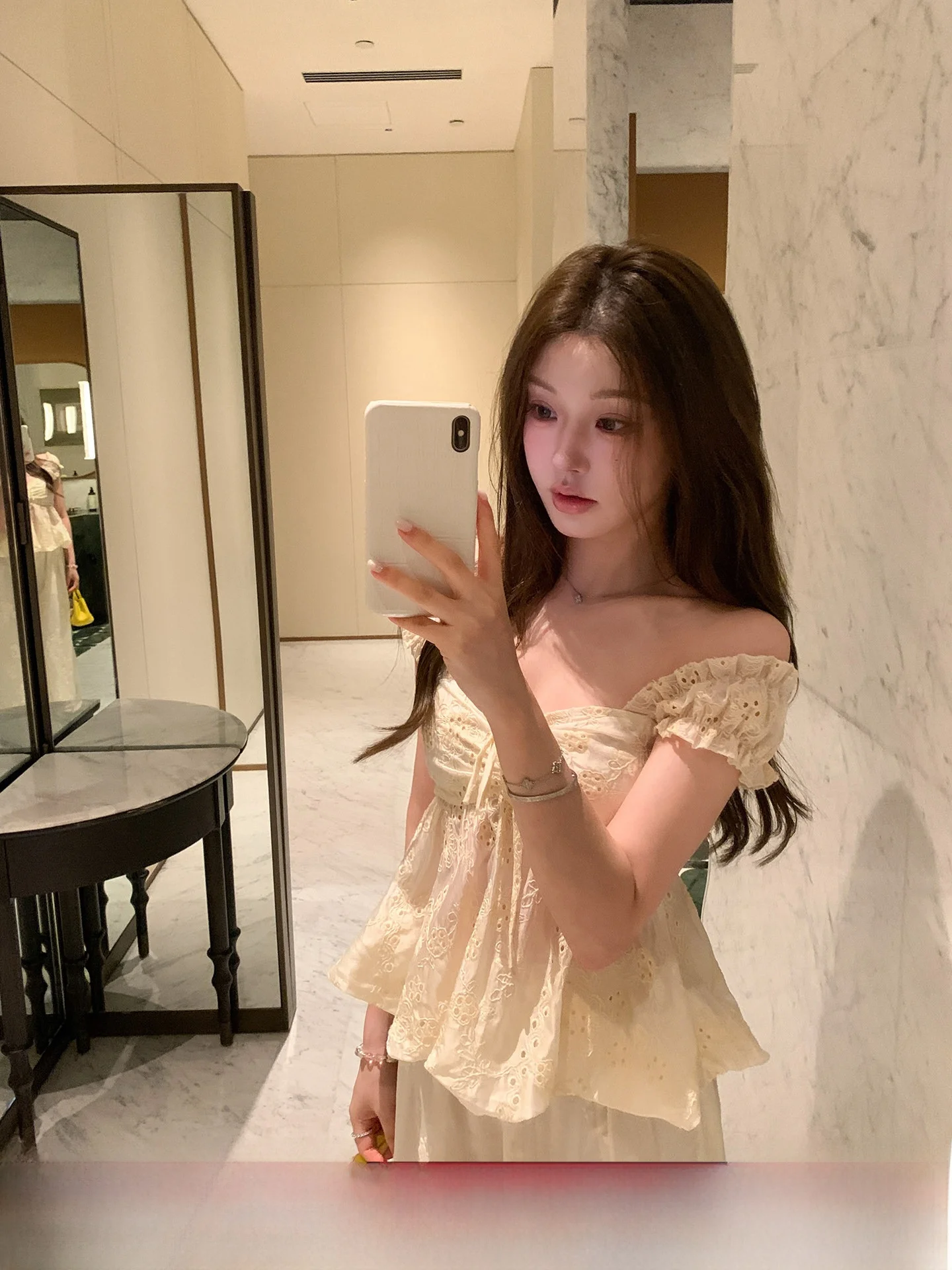 

Sweet Apricot Handwritten Collection Square Collar Embroidered ort Sve irt Women Summer Unique ort Sle Small Top