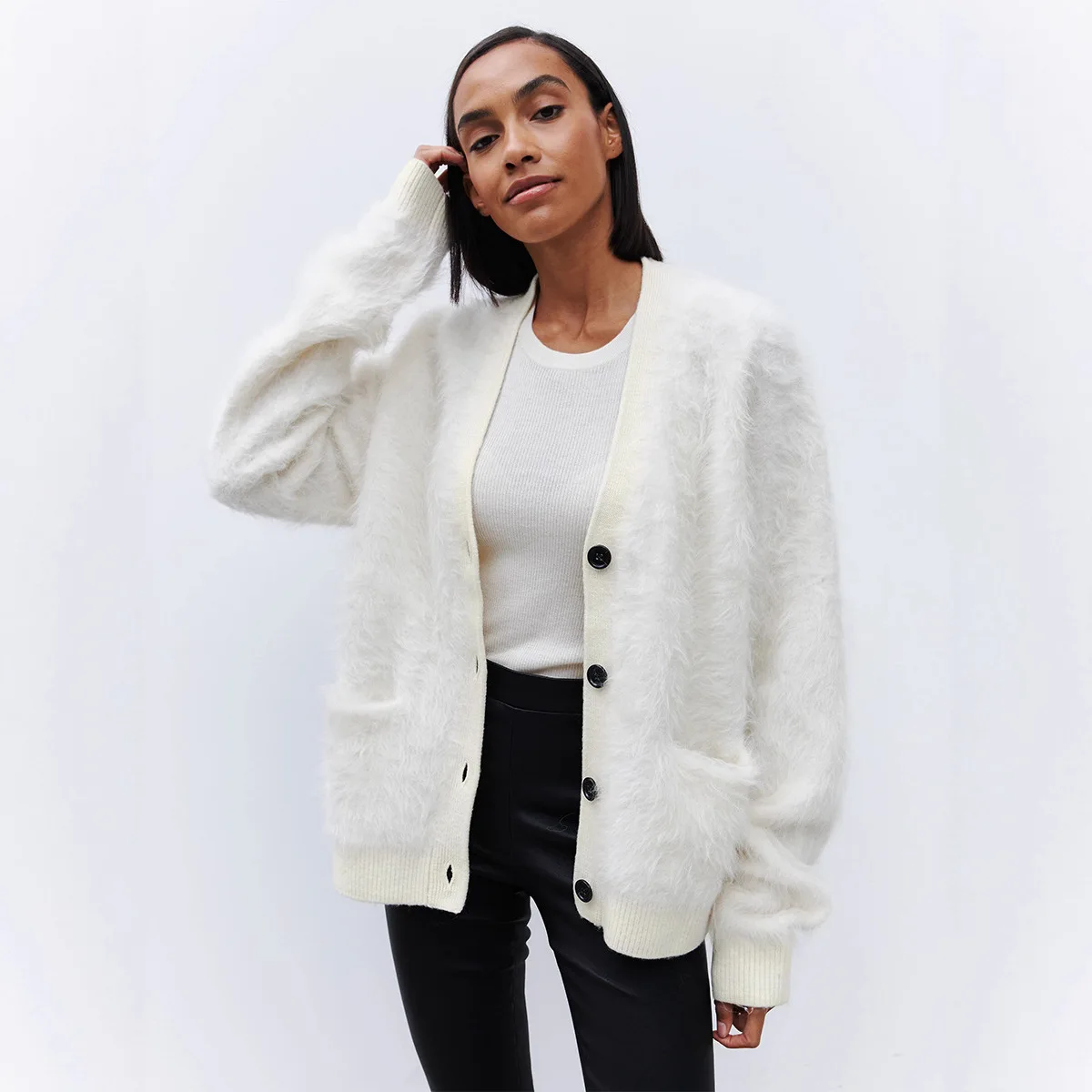 Suéter de terciopelo Cárdigan para mujer 2025 Otoño e Invierno estilo perezoso suéter de punto suelto suéter cálido cárdigan