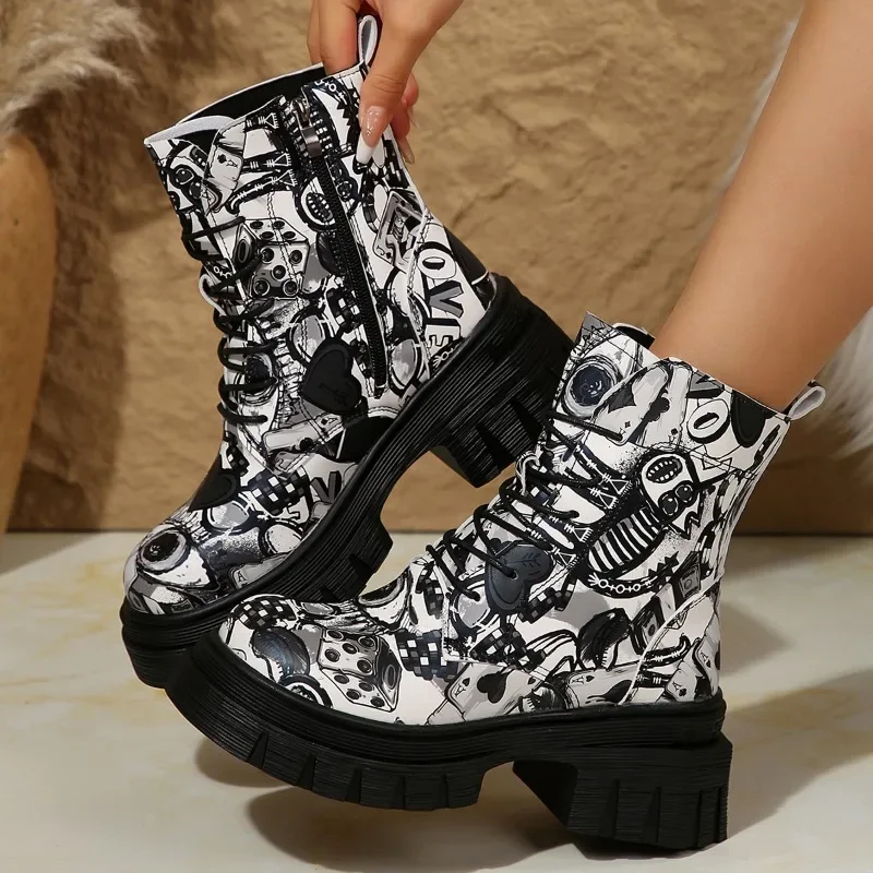 Female Shoes on Sale 2024 New Trendy Hand-painted Graffiti Women's Punk Boots Non-slip Thick Sole Winter Platform Boots Zapatos