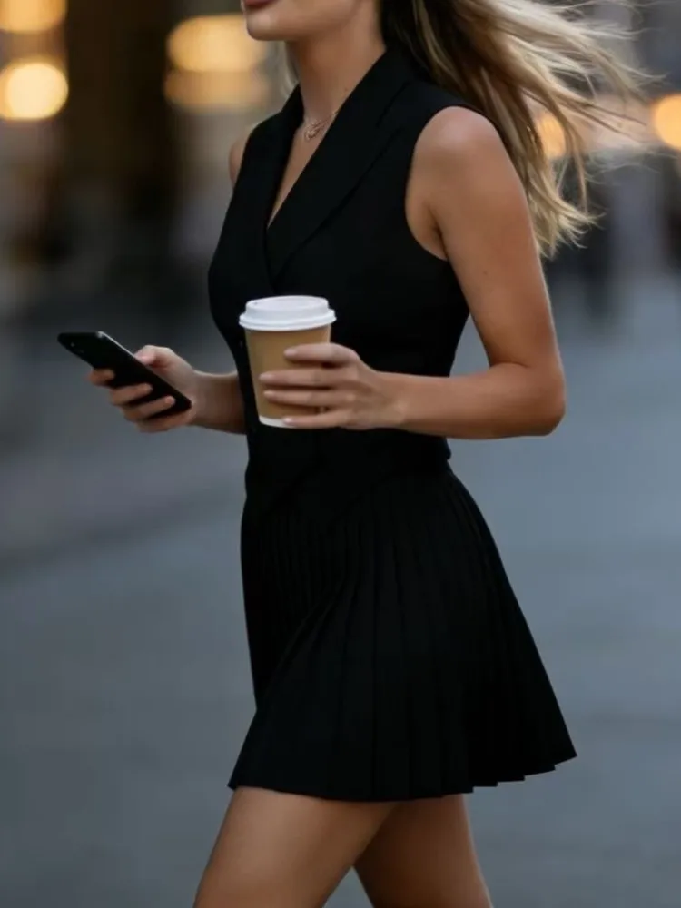 Dames nieuwe mode casual rokset lente en zomer mode revers onregelmatige mouwloze top plooirok tweedelige sets