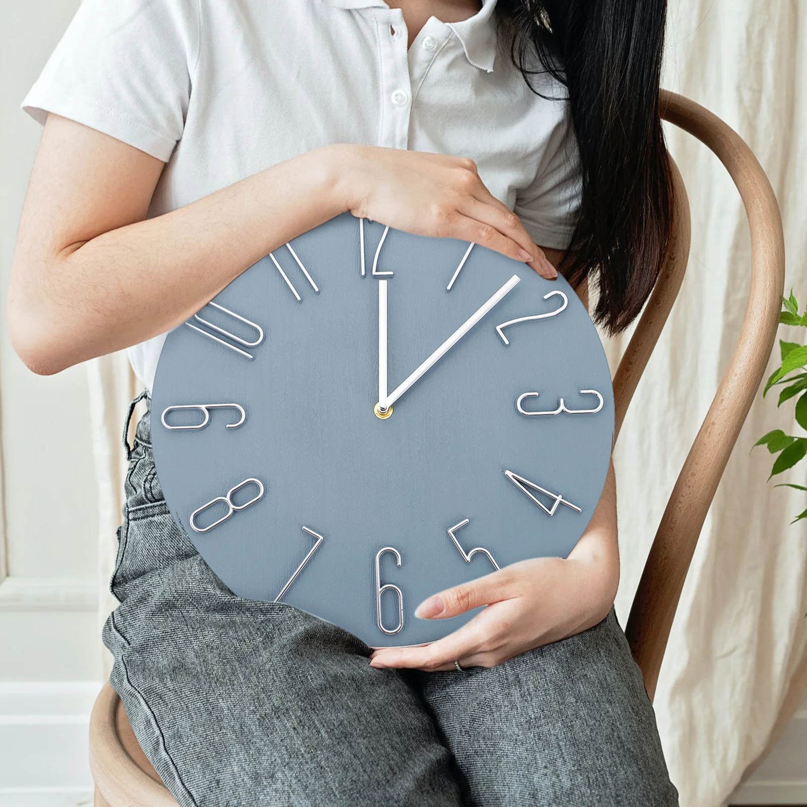 

1 Piece Modern Round Wall Clock Operated Non-Ticking Silent for Living Room Decor Home Office Space Saving Lightweight