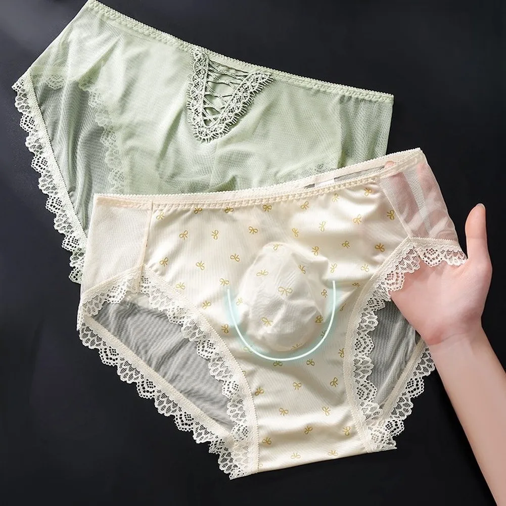 Men's Seamless Ice Silk Lace Trim Triangle Briefs Underwear 3D Bulge Pouch Printing Panties For Male Daily Home Wear