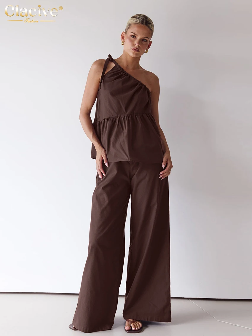 

Летний свободный коричневый комплект Clacive из двух предметов для женщин 2026: сексуальный топ без рукавов и брюки с высокой талией, женская одежда