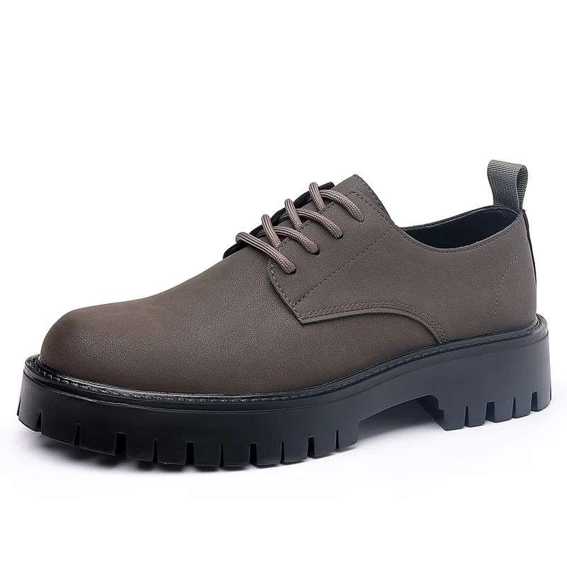 Chaussures en cuir véritable à l'offre elles optiques pour hommes, chaussures formelles pour vêtements de travail, chaussures d'affaires de conférence, mode de rue