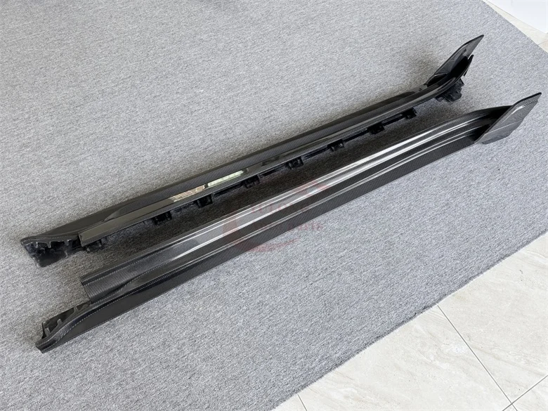Hot-Selling for Porsche Taycan Upgrade Tech Style Carbon Fiber Side Skirt Body Kit