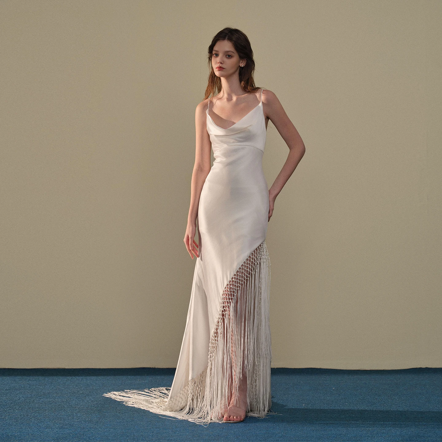 

Fashion Mermaid Wedding Dress Spaghetti Straps Weaving tassels Bridal Gowns Backless Sweep Train Boho Bridal Dress