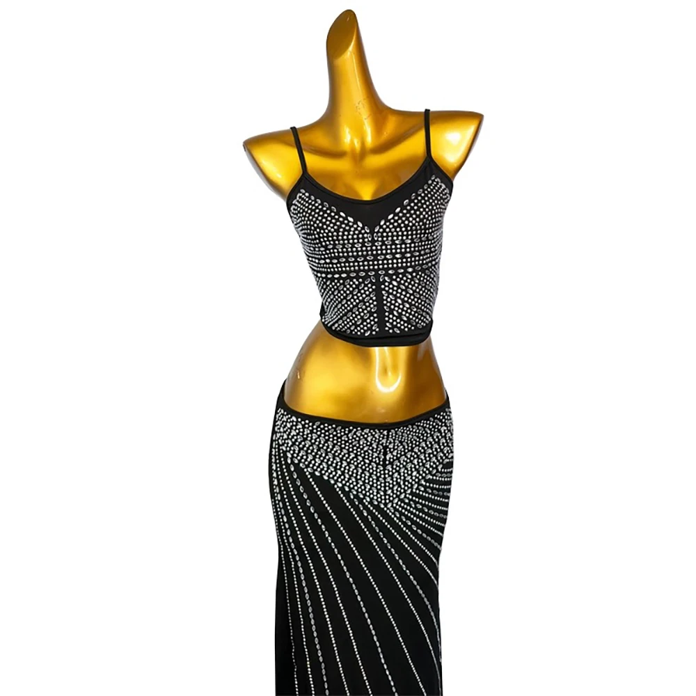 

Belly Dance Dress, High-end Dance Dress, Black Background, White Diamonds, Arabic Dance Runway Professional Clothing