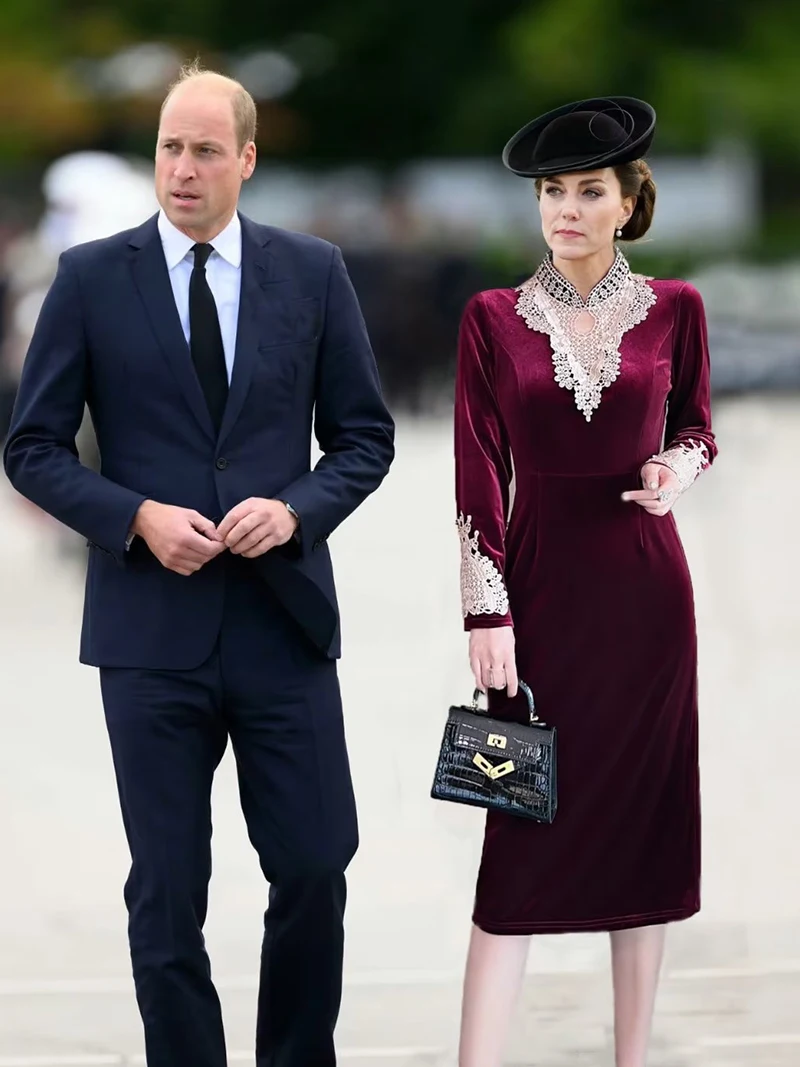 

Kate Middleton Princess Embroidery Dress Elegant Long Sleeve Dresses