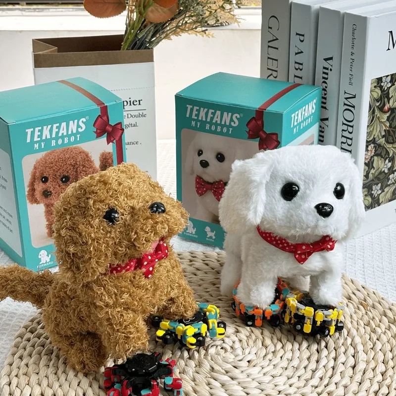 Nowy model na rok 2025 to robot-pies, który może chodzić i szczekać, zapewniając towarzystwo, z funkcją potrząsania ogonem i sznurkiem do ciągnięcia.