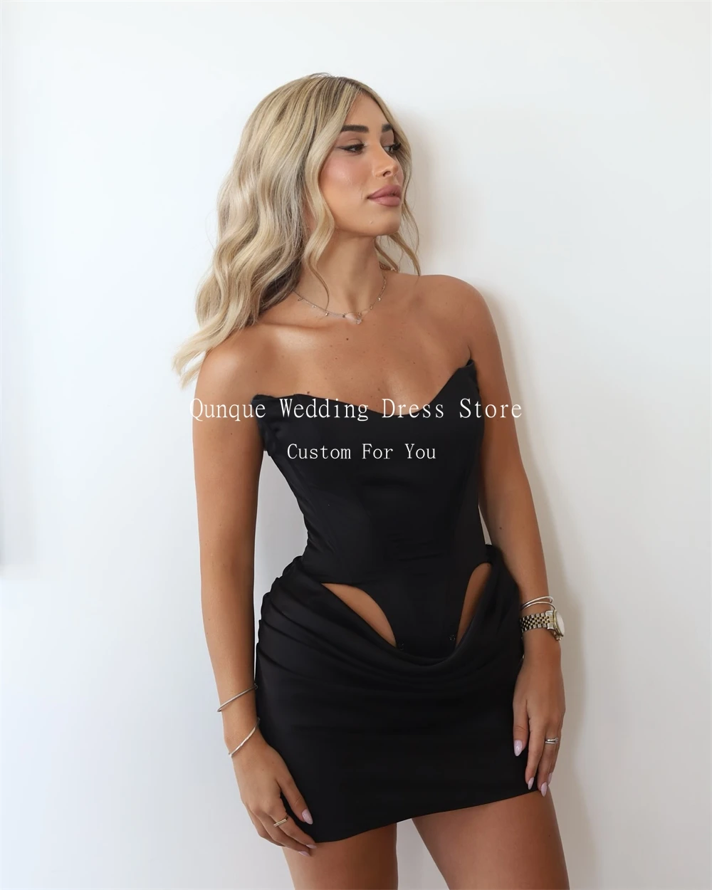 Qunque Black A-line Evening Dresses Above Knee Mini Pleats Strapless Party Dress Hollow Prom Gowns Vestidos De Gala Customized image 2