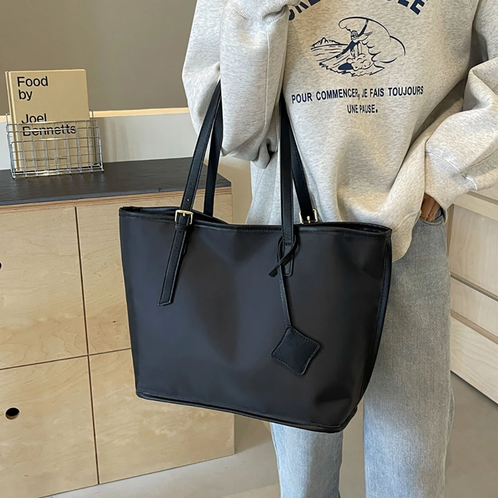 Large Capacity Custom Embroidery Tote Bag For Outside, New Simple And Versatile Handbag, Casual And Lightweight Yoga Fitness Bag view 3