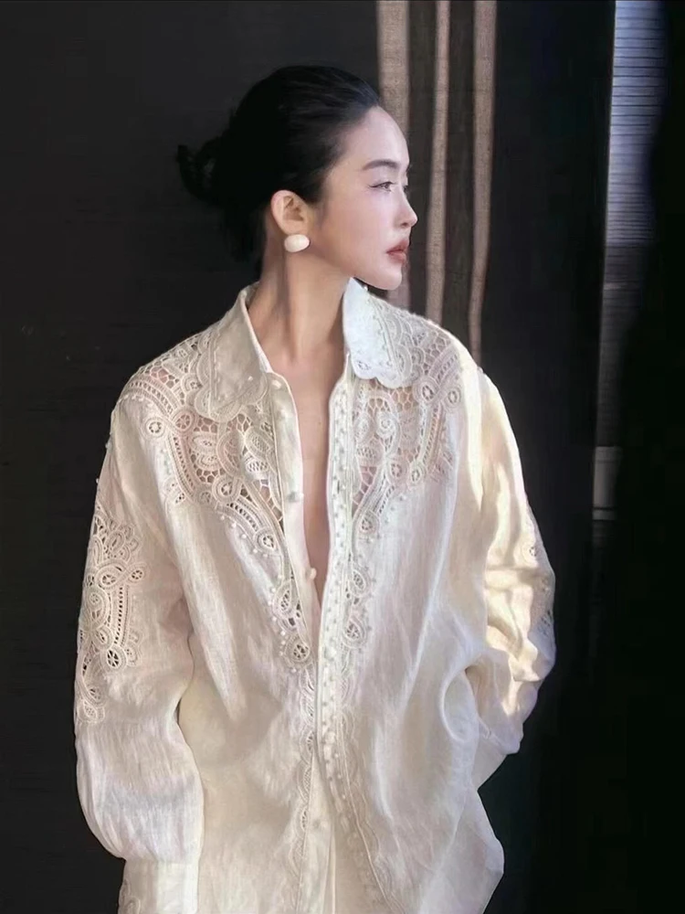 

Elegant Hollow out White Shirt Women's Premium Design Loose Fit Powerful Presence Autumn Top Korean Style Commute Fashion