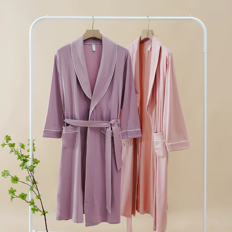 accappatoio-lungo-a-maniche-lunghe-per-coppie-modello-leggero-adatto-a-uomo-e-donna-ideale-per-l’autunno-e-la-primavera-realizzato-in-cotone-lycra-e-poliestere-comodo-da-indossare-in-casa