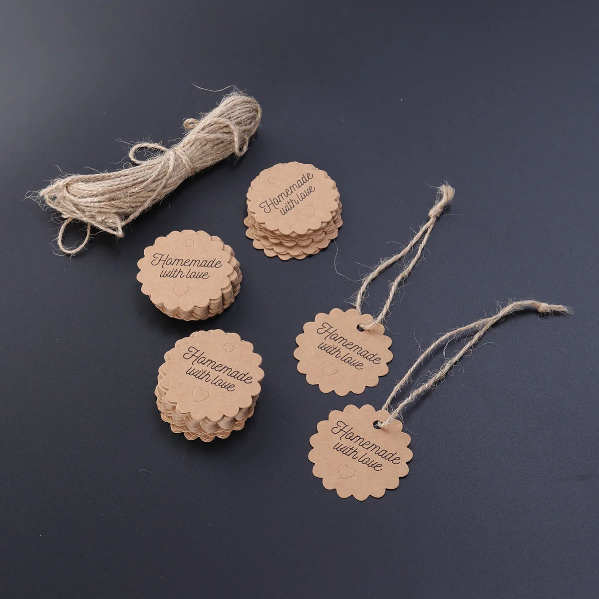 100pcs Kraft Paper Tags with Strings Gift Favors Baking Food Package Tags Handmade with Love Hanging Labels (Rectangle)