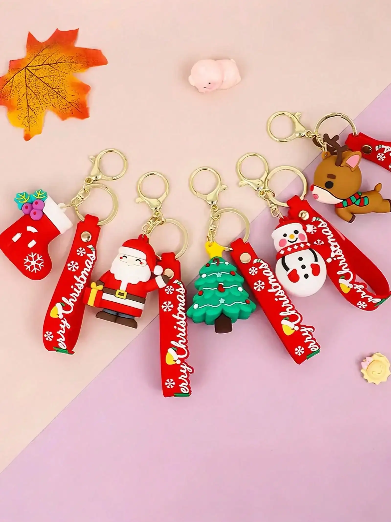 

Брелок Санта-Клауса из металла и ПВХ, с двумя функциями брелока и украшения автомобиля.