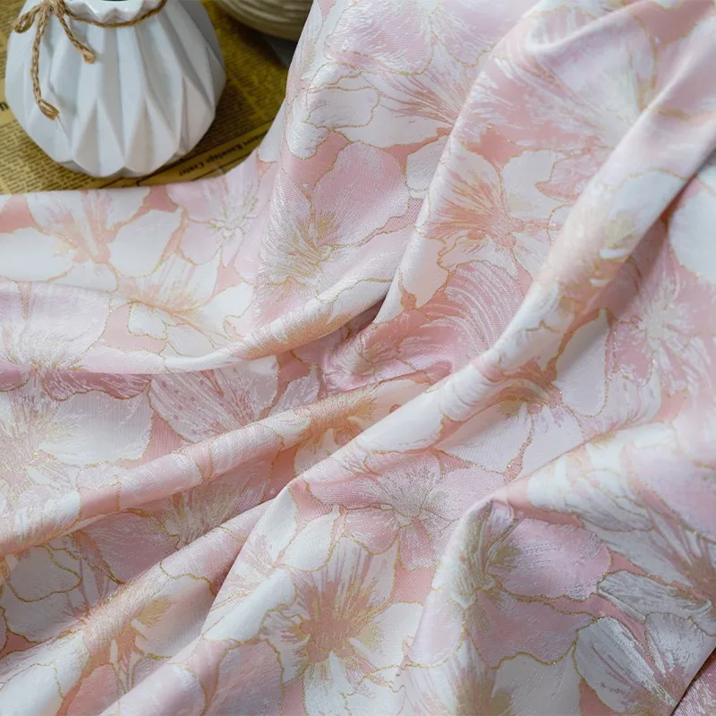 

Morandi Floral Dress Fabric Yarn Dyed Jacquard Pink Gold Woven Skirt Fabric Draped Decor Bags Fashion Lightweight Textile