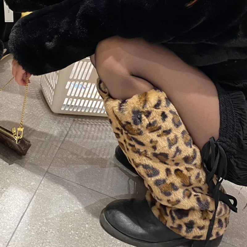 Penghangat Kaki Gyaru Harajuku Kawaii Lolita Kaus Kaki Panjang Wanita Seksi Penutup Kaki Motif Macan Tutul Goth Y2k Penghangat Kaki Stoking Hangat Musim Dingin