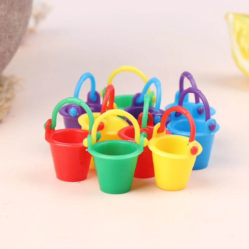 

2Pcs 1/12 Dollhouse Mini Plastic Water Buckets Model Dollhouse Garden Beach Bucket Toy Dolls House Life Scene Decor Accessories