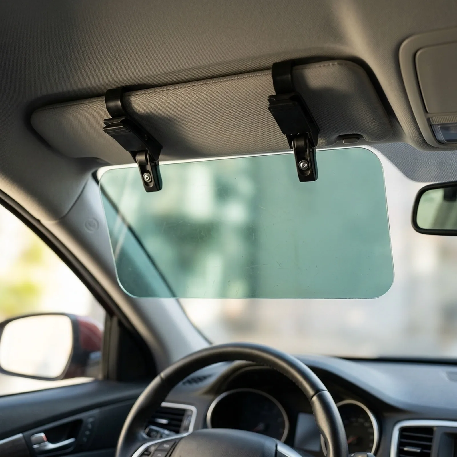 Adjustable Automotive Sun Visor Extension Block Made of ABS Plastic with Dual Clips for Reliable Fit and Functional Sun Blocking