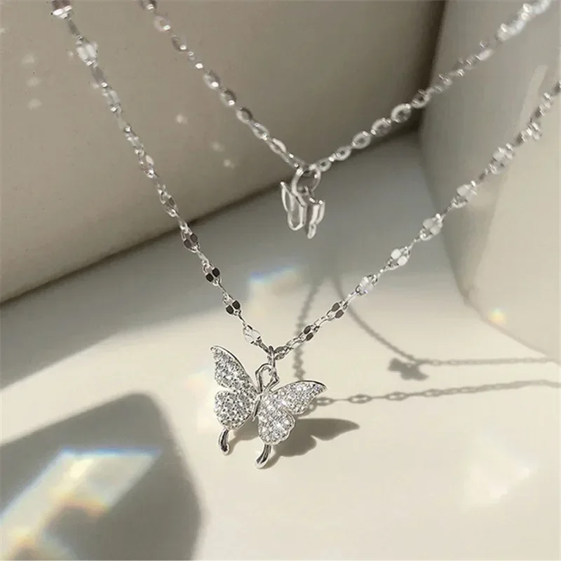 Uorich Simple Fashion Double Layer Diamond Inlay Pendant Butterfly Necklaces for Women Pop Alloy Clavicle Necklaces Daily Wear