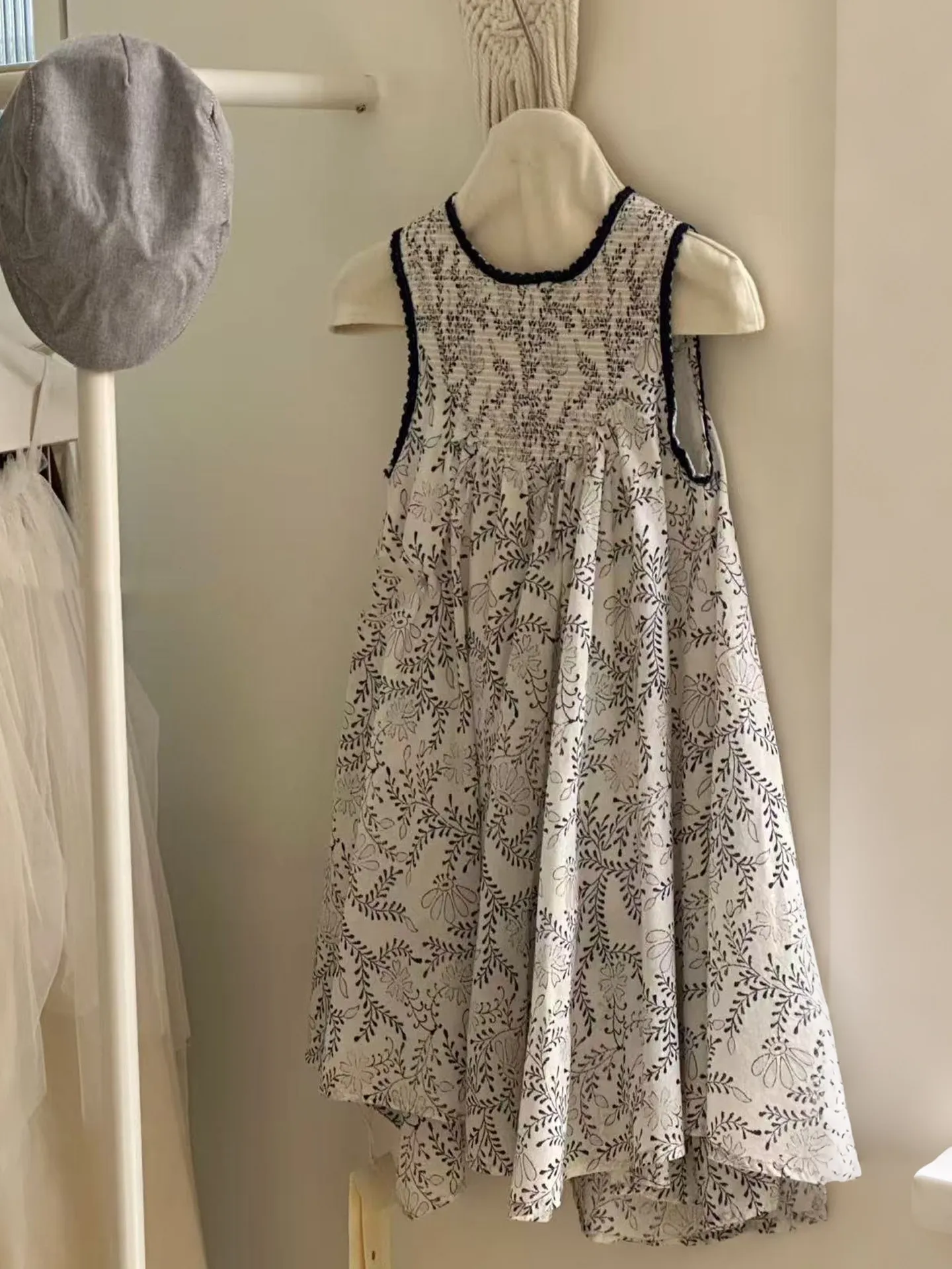 

Fashionable Casual Girls Dress Thin Vest Skirt Mid-Term Children's Summer Clothes Elegant Midi Dress for Girls Ages 2-13