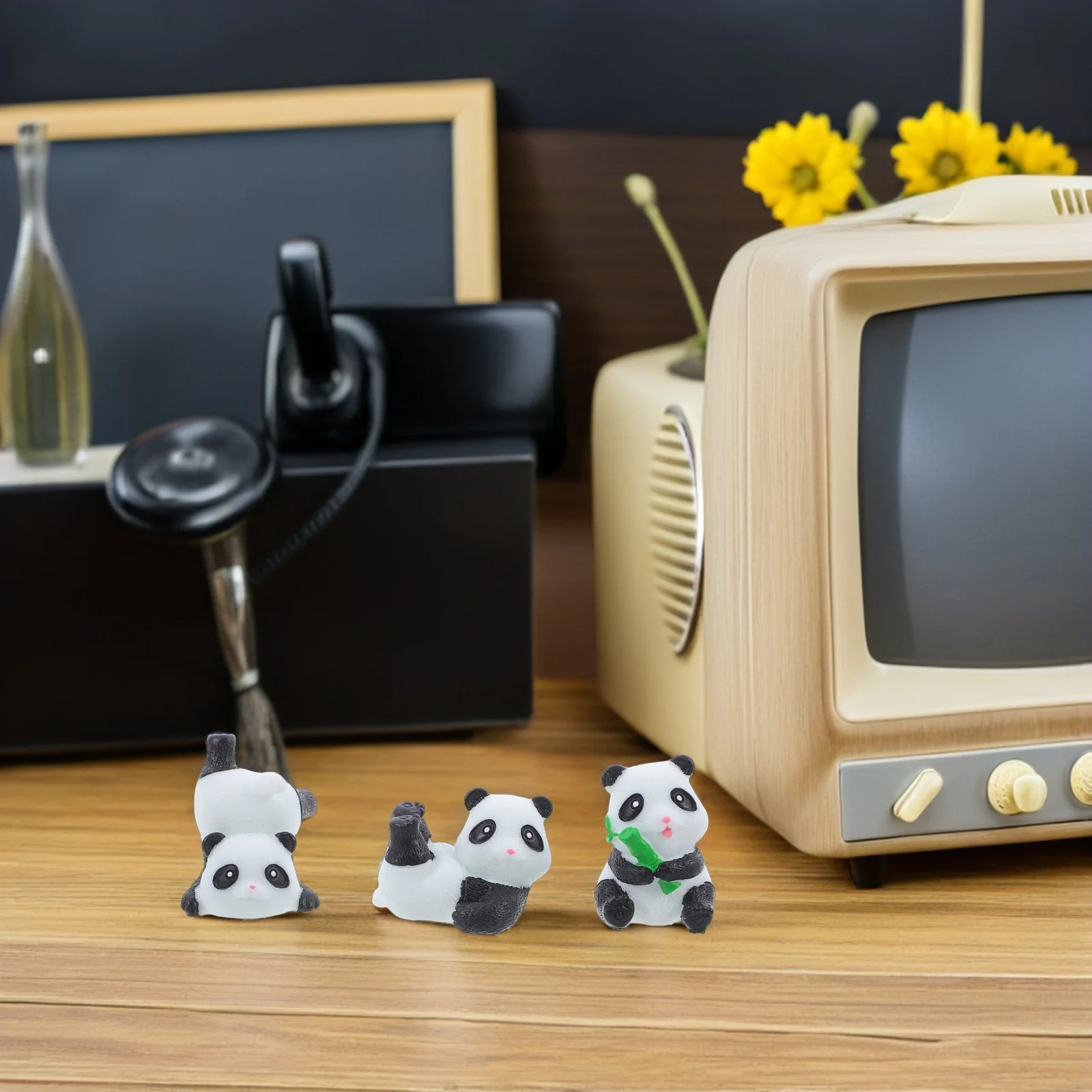 

6Pcs Tiny Panda Sculptures Resin Micro Landscape Decor for Garden Bonsai Cake Topper Desk Indoor Outdoor Decoration