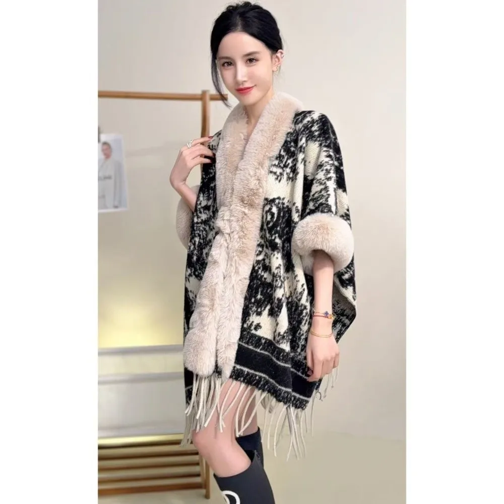 

Elegant Winter Warm Plush Shawl High-end Versatile Cardigan Cape Thicken Faux Fur Collar Shawl Women Fashion