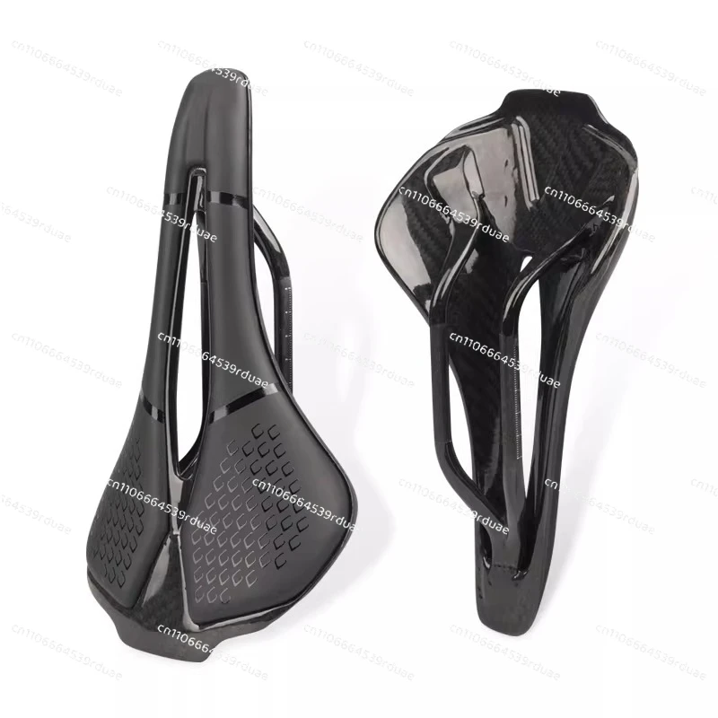 

Road bike seat cushion carbon fiber ultra-light, mountain bike hollow breathable seat cushion seat bag universal