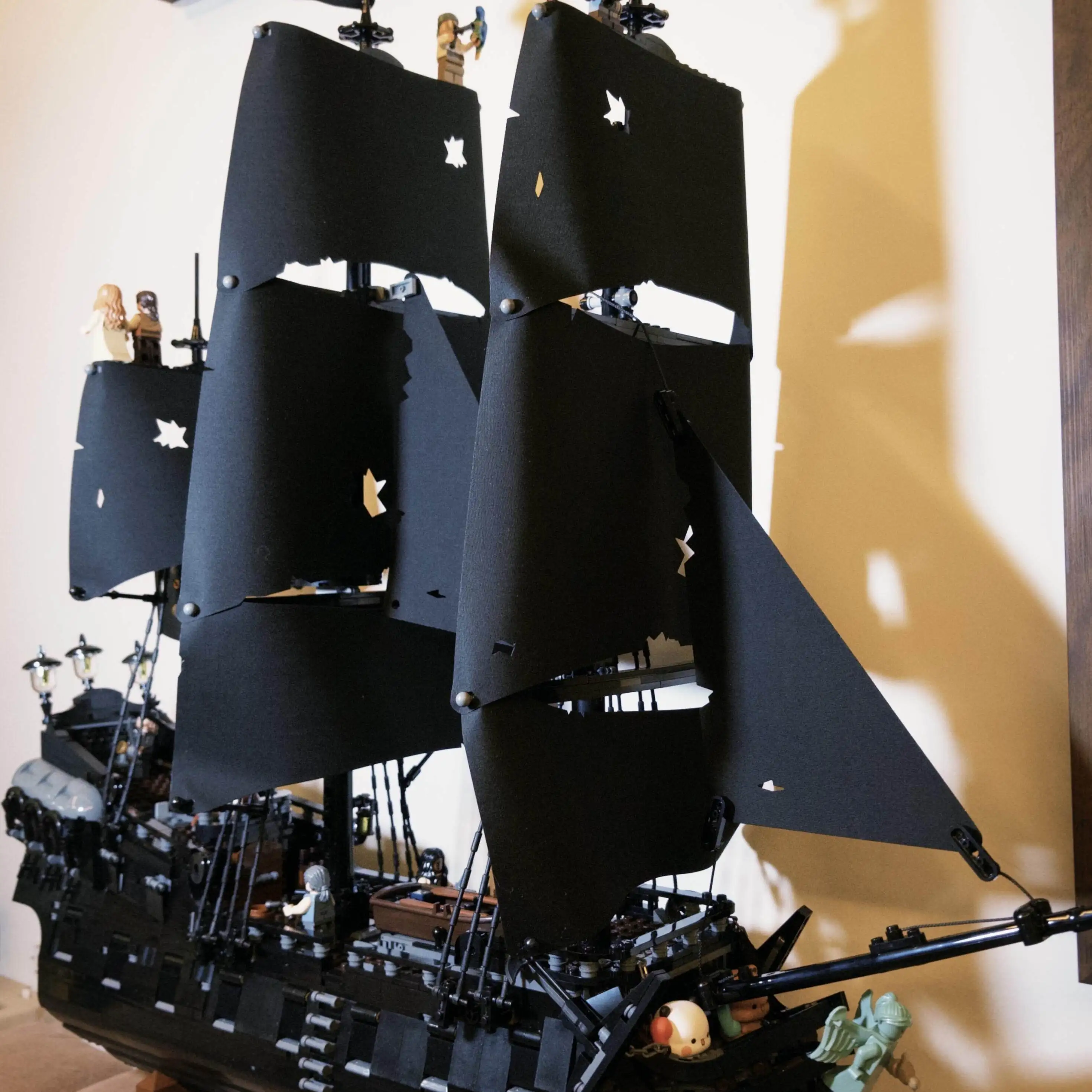 New Pirate Ship Captain Jack Sparrow Black Pearl - Educational Building Block Toy for Boys