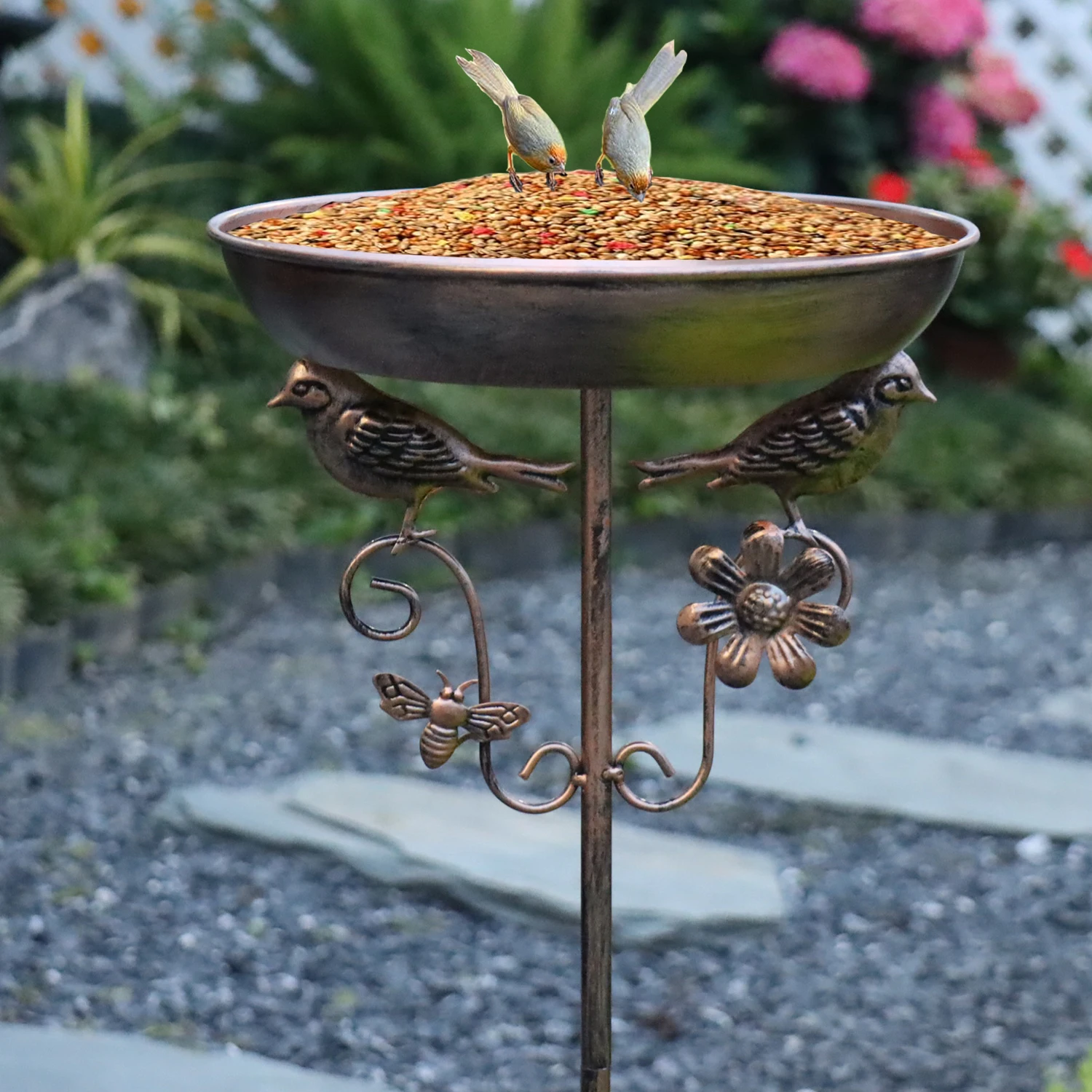 

Vintage Cast Iron Dual-Purpose Bird Bath and Feeder, 2025 New Model, Outdoor Rust-Proof 5-Claw Stable Base, for Garden and Courtyard Decoration and Watering Station, Easy-To-Clean Metal Design—Perfect for Halloween, Christmas, Wedding Gifts, Outdoor Garde