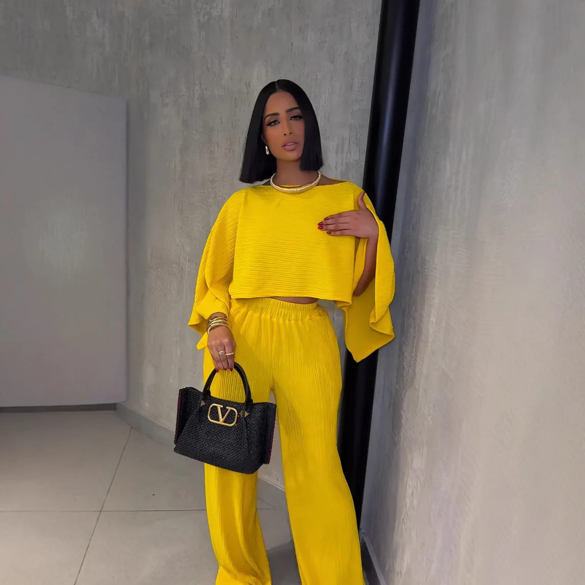 Conjuntos De Mujer 2 Piezas Elegante Round Neck Solid Color Oversized Short Top Wide Leg Trousers Suit Women's Pantolon Setleri