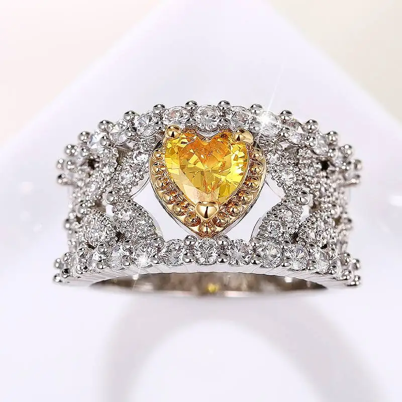 Huitan Ästhetischer Damen-Ring, gelbes Herz, aushöhlen, Design, Party, Alltag, exquisit, glänzend, CZ, bezauberndes Zubehör, Hochzeitsschmuck