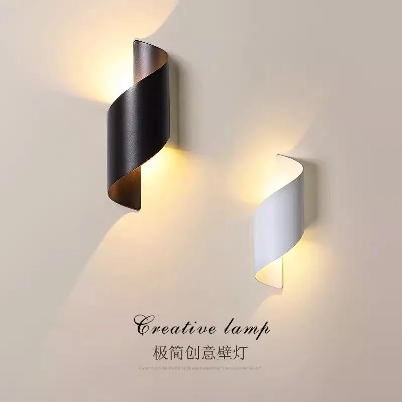 

Светодиодный уличный настенный светильник, водонепроницаемый, для внутреннего использования в гостиной, креативный, с направленным светом вверх и вниз, для двора, прохода, двери