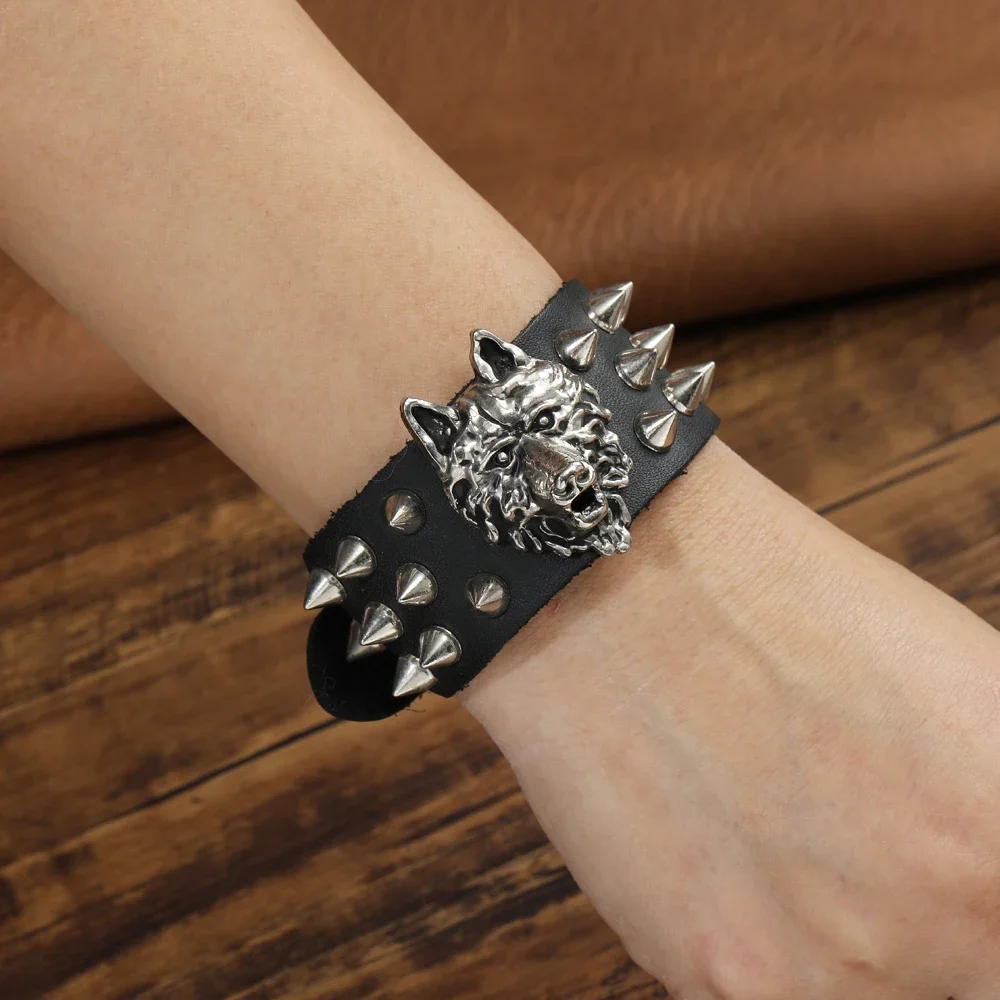 2025 Personalized Jewelry Handmade Weave Genuine Leather Wolf Head Bracelet Men Vintage Cuff Wide Leather Rivet Bracelet Pulsera