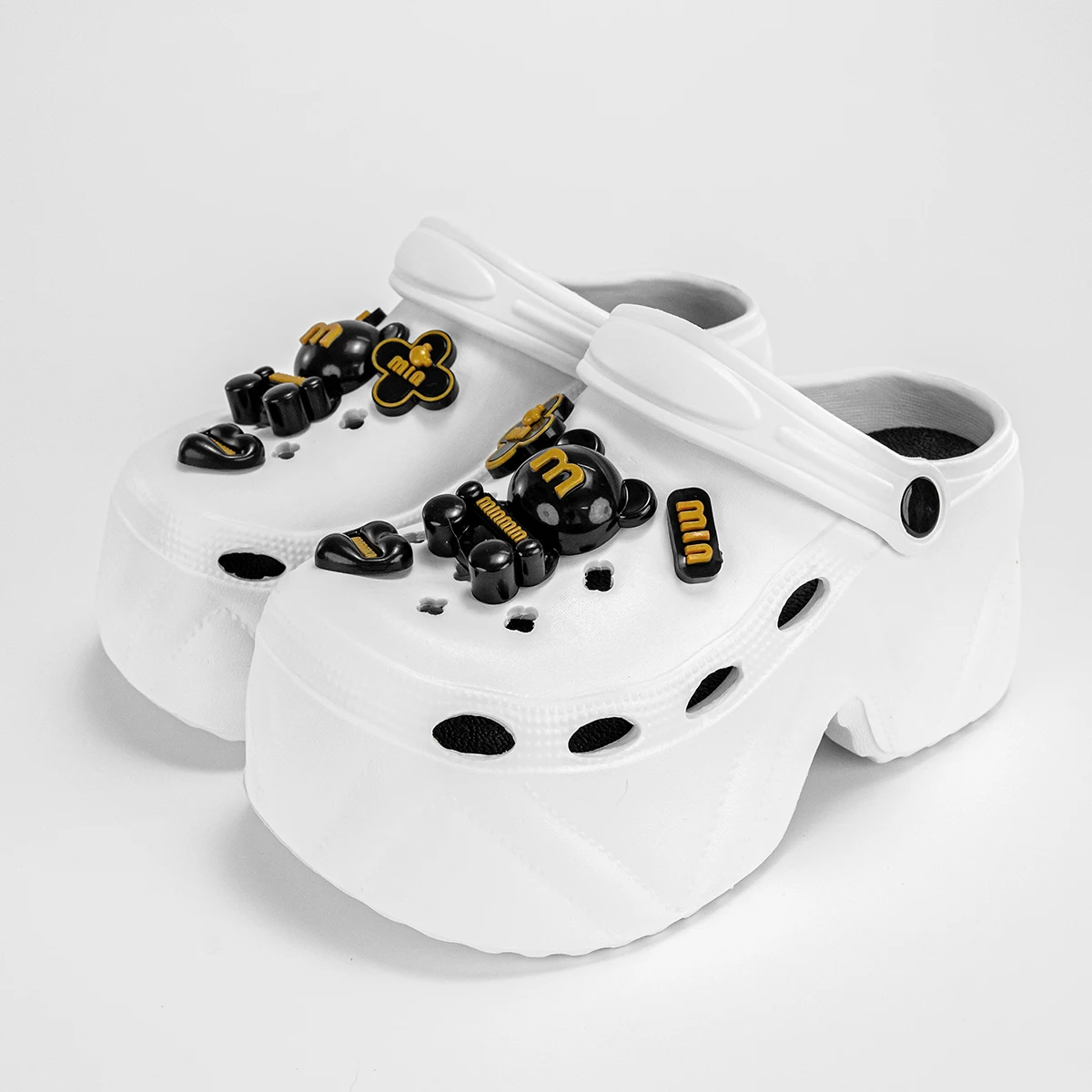 صيف جديد الكرتون الأسود مين الدب موضة تنوعا إيفا قباقيب للنساء ، شباشب لخارج المنزل عادية مع باطن سميكة ، عدم الانزلاق الارتفاع زيادة مغلقة اصبع القدم الصنادل 8809 #1