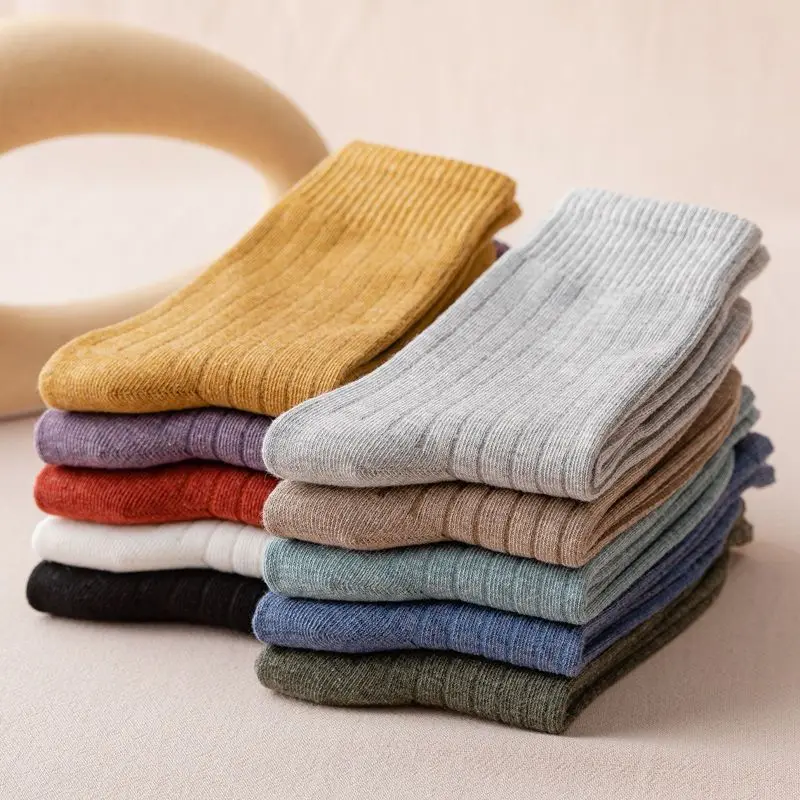 

10 пар женских осенне-зимних женских носков средней длины в стиле ретро, весенне-осенние однотонные простые повседневные носки с защитой от запаха