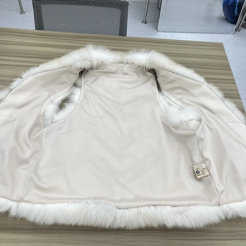 2025 New Natural Real Fox Fur Vest Autumn Winter Warm Women's Coat Thick Fur Waistcoat Luxury Female Jackets Streetwear Clothing