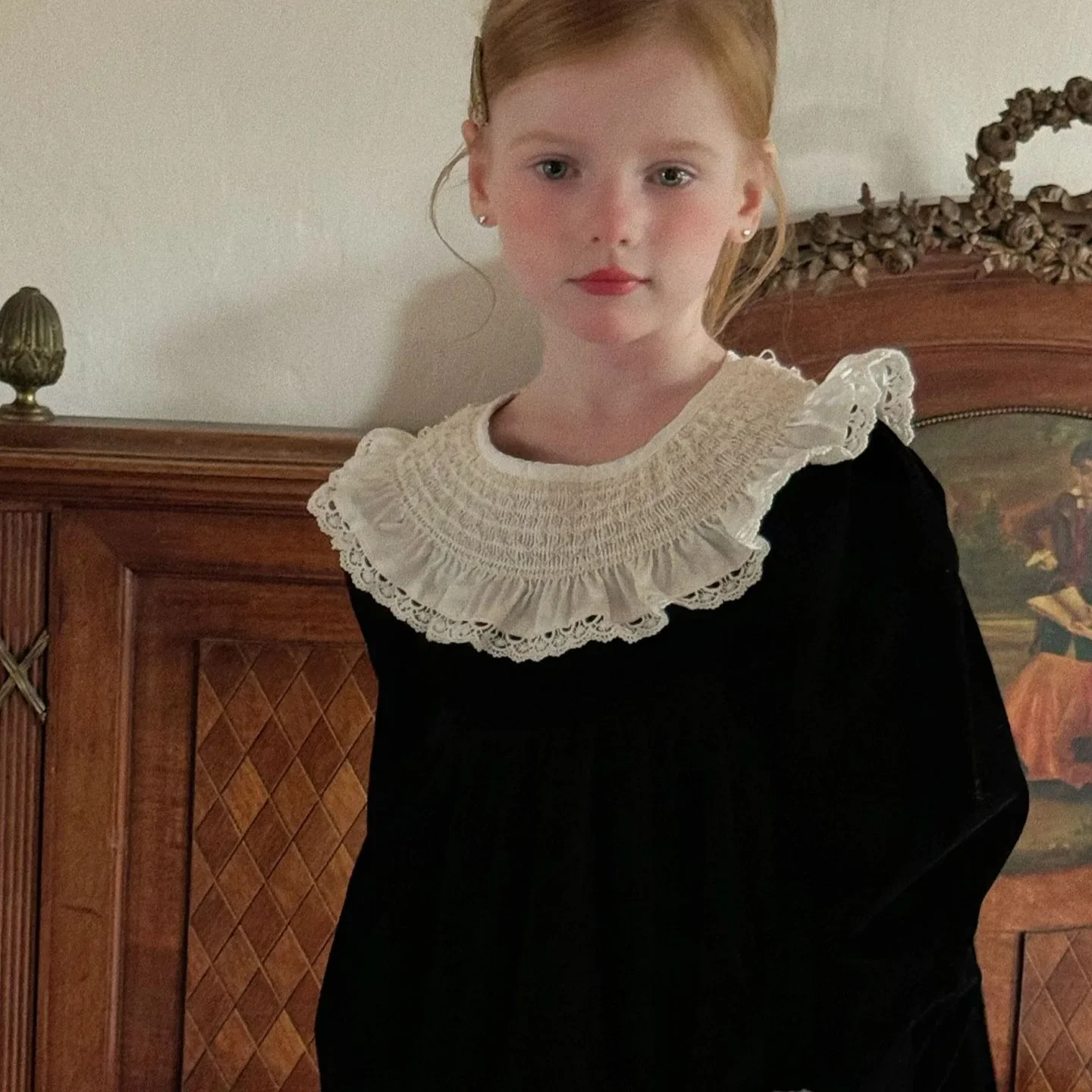 

Girls Skirts 2024 Autumn New Childrens Clothes Baby Girls Foreign Style Retro Black Velvet Dress Casual Simple and Daily