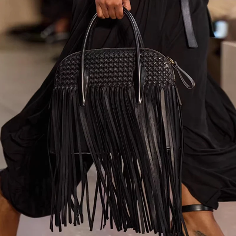 

2026 New Tassel Woven Women Handbag Retro Commuting Shoulder Bag Fashionable Design Women's Bag Shoulder Bag