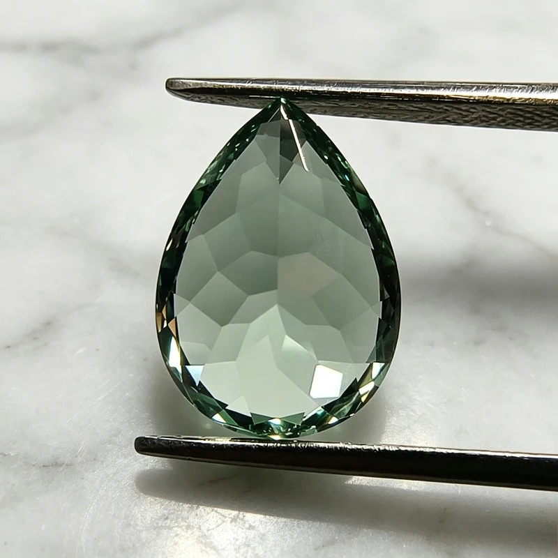 Laborgezüchteter Saphir in Birnenform, grüne Farbe, Edelstein-Anhänger für DIY-Schmuck, Ring-, Halsketten- und Ohrringherstellung, wählbares Zertifikat – Detail 6