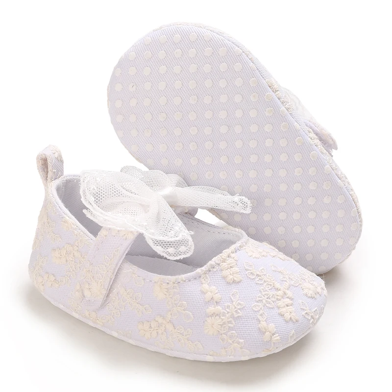 White Newborn Baby Baptism Walking Shoes Elegant And Noble Lace Bow Princess Shoes Comfortable Soft Soles Non-slip Walking Shoes