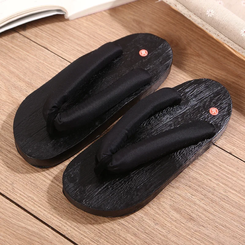 2023 zoccoli di legno per uomo donna infradito pantofole piatte stile giapponese stampa floreale Indoor Anime Cosplay fondo nero Casual