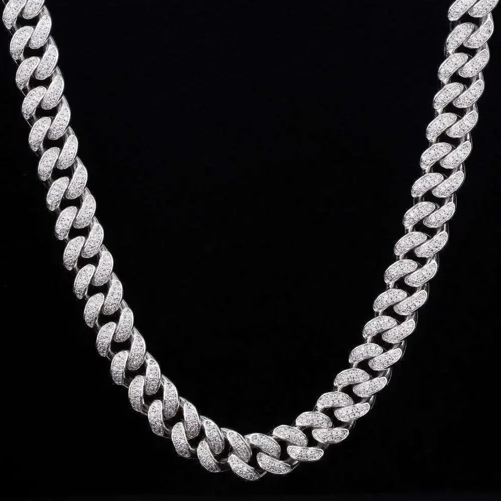 

Custom Sterling 925 Silver Hip Hop 20mm Cuban Chain Moissanite Diamond Iced Out Necklace
