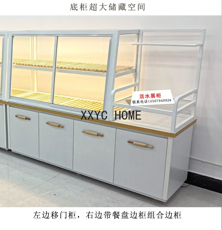 خزانة عرض الخبز المصنوعة من الخشب الصلب، باب منزلق مفتوح، خزانة جانبية محكمة الغلق، متجر الكيك، رف زجاجي ياباني