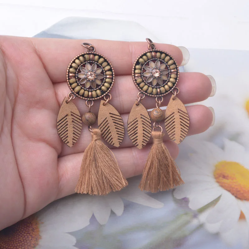 4 Stück Bohemian Herbst- und Winter-Stil Kaffee-Quasten-Ohrringe Traumfänger-Vogel-Stimmungsanhänger DIY Damen-Ohrringe Halskette – Detail 9