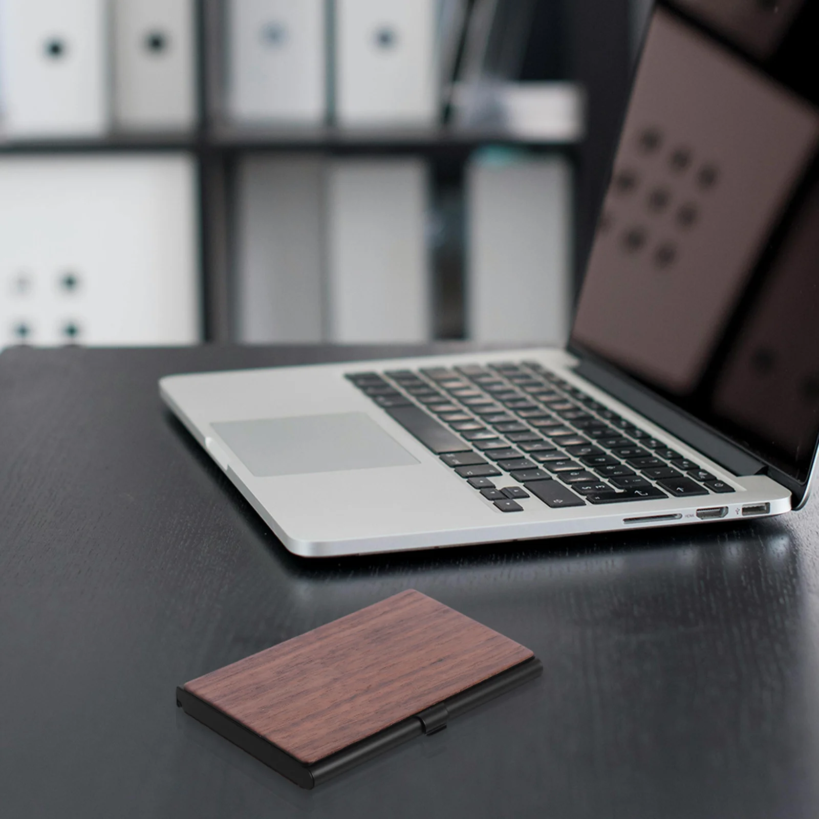 

Grain Business Card Holder Smooth Polished Finish Compact Size Office Desk Card Organizer Men Women