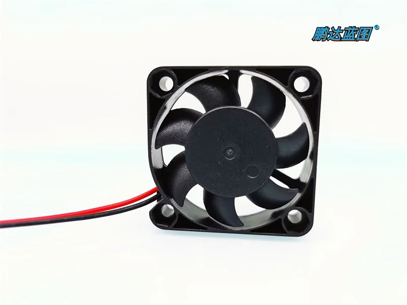 Brand-new 4010 5V silent high turn 4CM double ball bearing 40*40*10MM computer host graphics card fan.